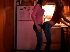 Pornó videók róla, h ...