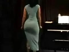Pornó videó a kurva  ...