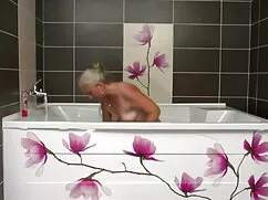 Pornó videók, barátn ...